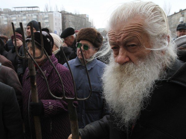 дед с вилами