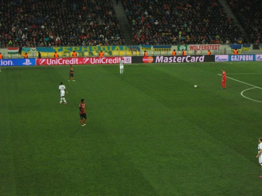 План Гвардіоли не спрацював. Шахтар розписав мирову з Баварією на Арені Львів. Подробиці матчу (ВІДЕО, ФОТОРЕПОРТАЖ) (фото) - фото 6