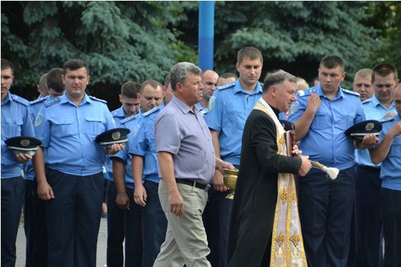 Реформа міліції на Львівщині: перший пішов (фото) - фото 1 Реформа міліції на Львівщині: перший пішов (фото) - фото 1