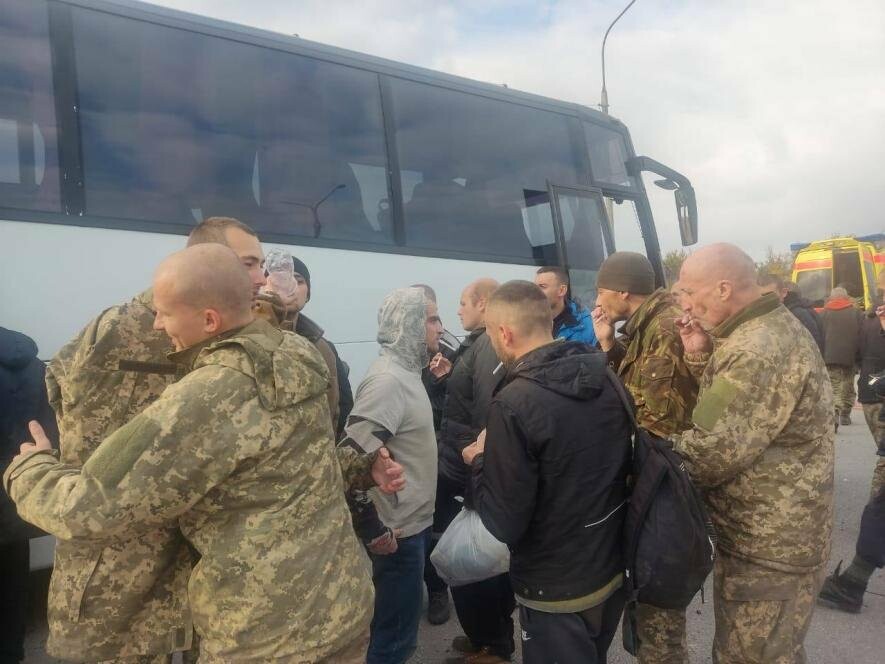Україна повернула з російського полону ще 52 захисників, - ВІДЕО