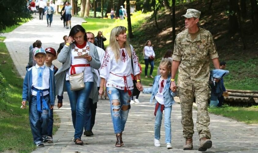 У Львові дітям військових виплатять допомогу до свята Миколая: реєстрація