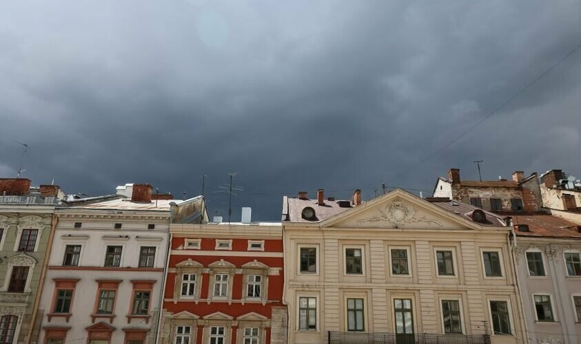 У Львові та області синоптики прогнозують похолодання та пориви вітру до 20 м/с