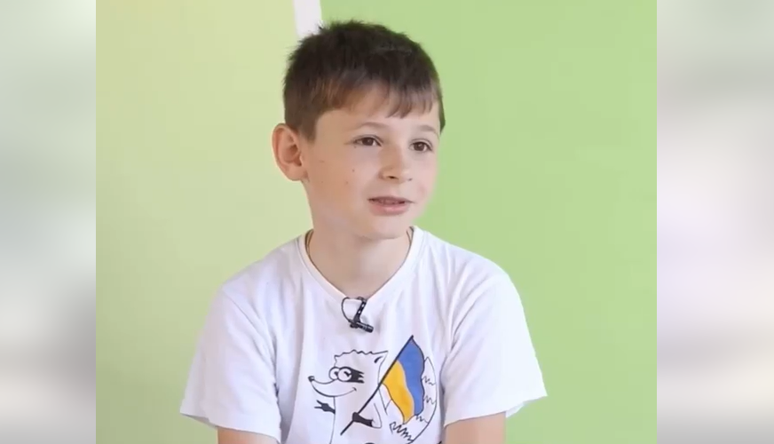 У Львові п’ятикласник продає квас, щоб допомагати ЗСУ, - ВІДЕО