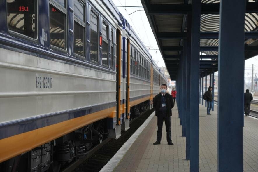 "Львівська залізниця" повідомила про зміни у розкладі руху приміських поїздів