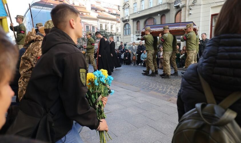 Завтра у Львові прощатимуться із двома загиблими на війні Героями, - ФОТО