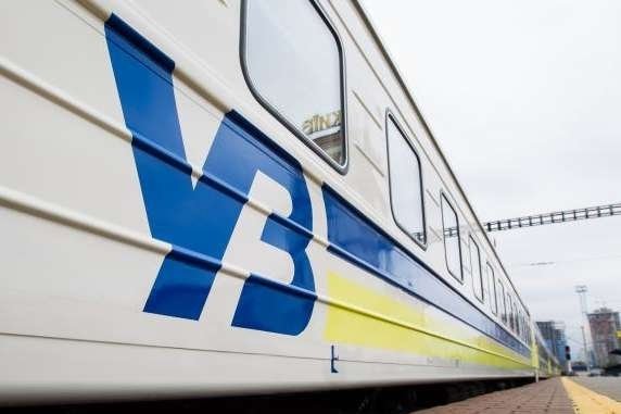 Через негоду затримується низка потягів, які курсують через Львівщину