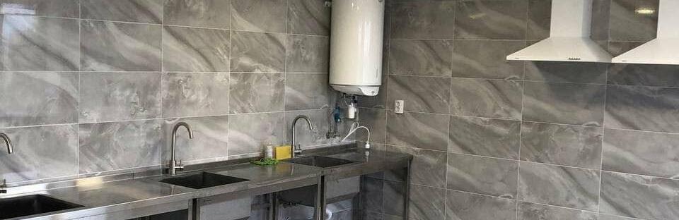 У гуртожитку на Львівщині облаштували кімнати для проживання переселенців