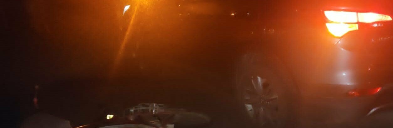 На Львівщині зіткнулися автомобіль та велосипедист: є постраждалий