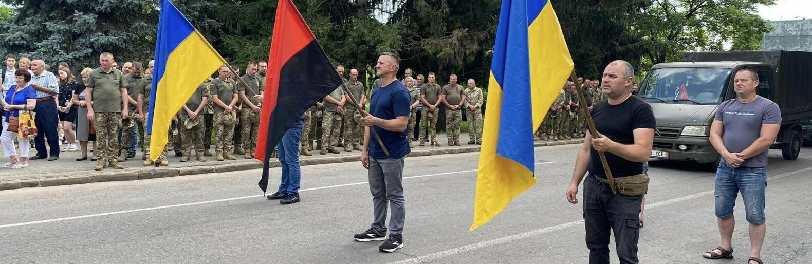 Без батька залишилися двоє двійнят: на Львівщині попрощалися із захисником