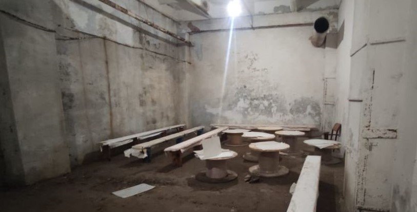 На Львівщині суд зобов'язав підприємство привести у належний стан занедбане укриття, - ФОТО
