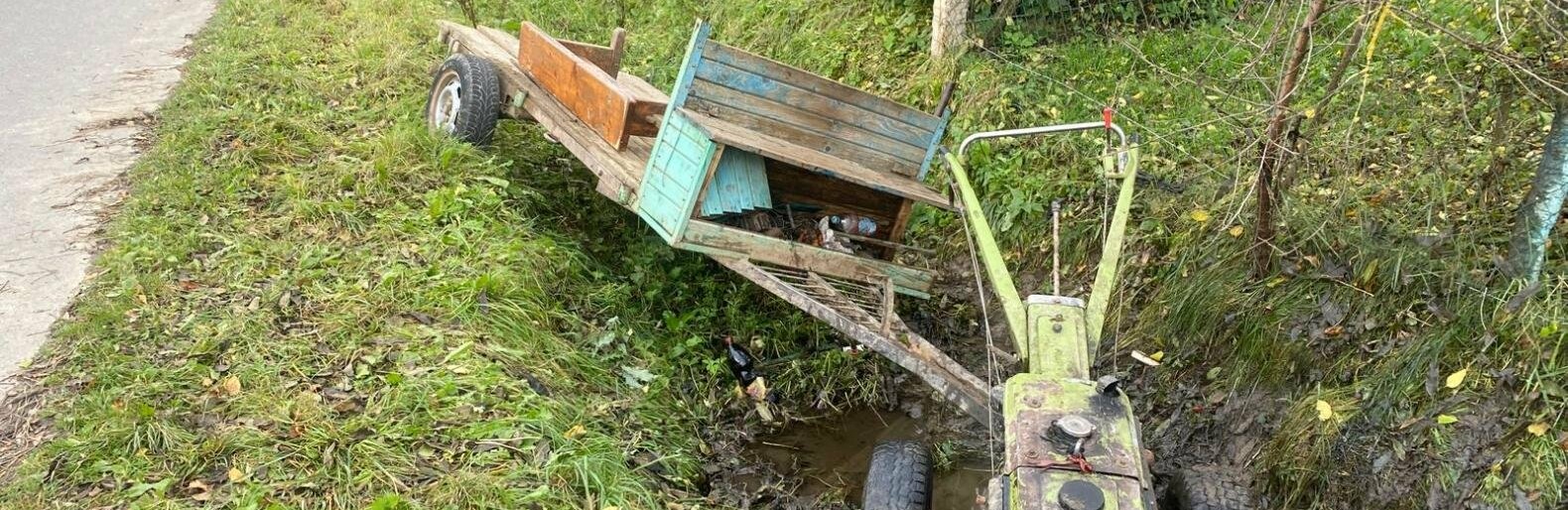 Через п’яного водія у ДТП травмувався пасажир мотоблоку на Львівщині