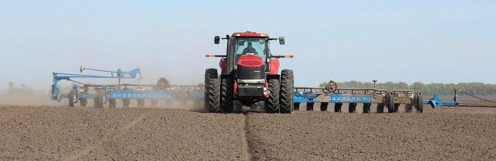 На Львівщині погода загальмувала посівну на 3%