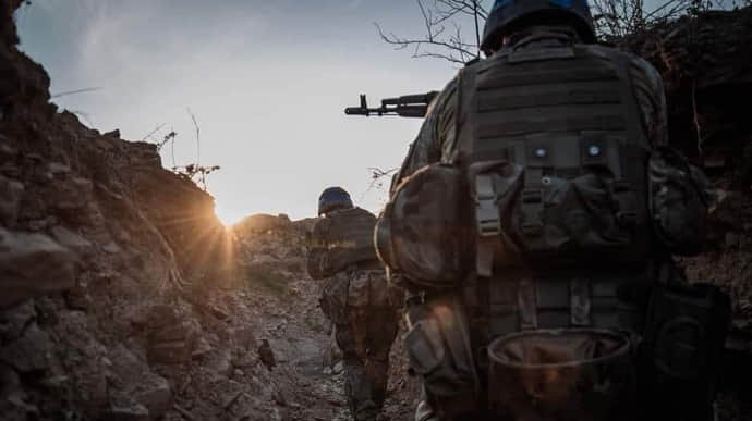 Захисники за добу ліквідували ще майже 600 окупантів