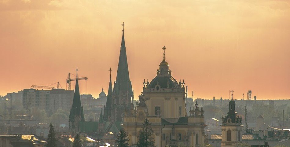 Прогноз погоди: метеорологи обіцяють потепління на Львівщині