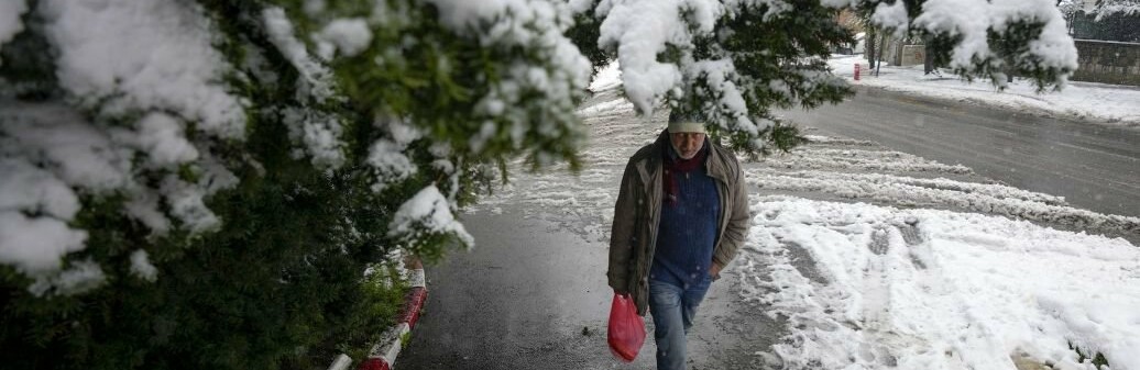 Сніг та ожеледиця: прогноз погоди на 7 січня у Львові