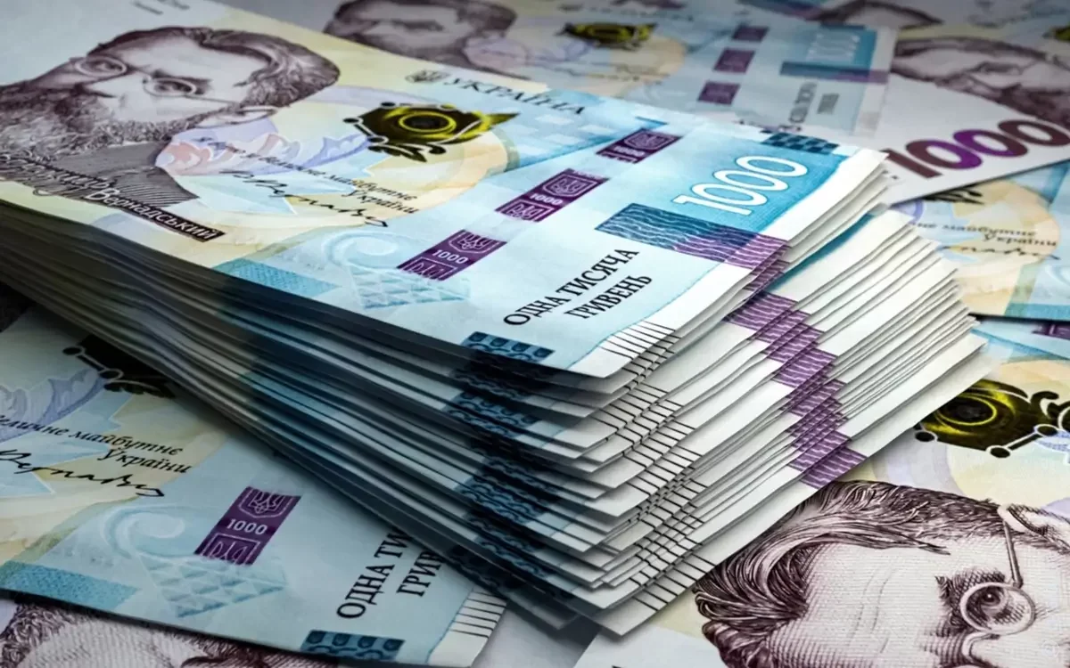 За рік війни на Львівщині мільйонні доходи задекларували майже 400 людей 