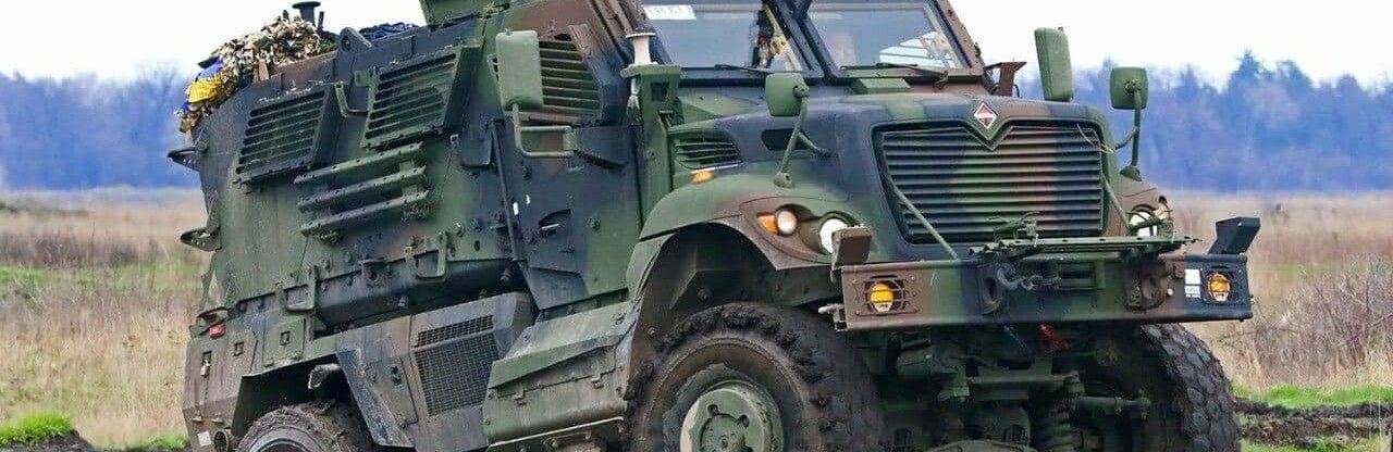 Великдень на передовій: окупанти завдали 25 ракетних ударів по мирним містам 