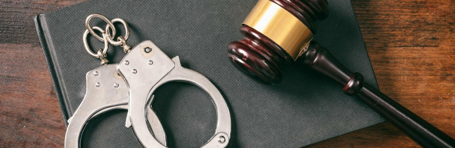 Погрожував гранатою поліції: суд дав 5 років ув'язнення чоловіку на Львівіщині, - ФОТО