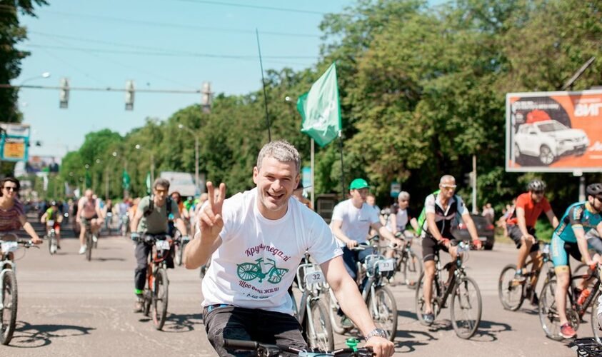 Львів’ян запрошують долучатись до шостого благодійного велопробігу з Арсеном Мірзояном