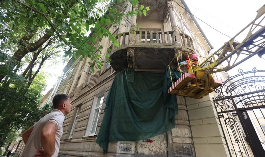 У Львові перевірили понад 25 тисяч балконів: скільки з них потребують ремонту 