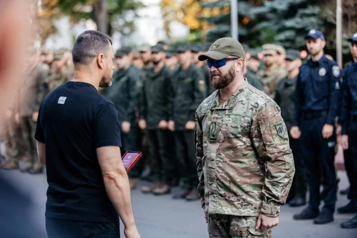 Захисник із Львівщини отримав нагороду від президента