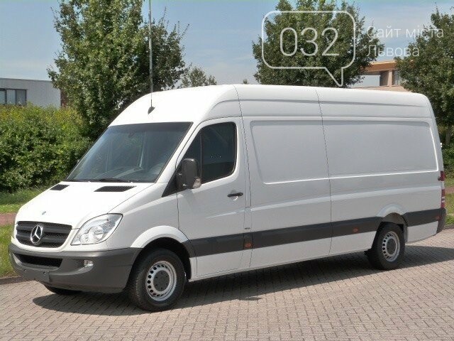 Микроавтобус мерседес черный 2022 года. Mercedes sprinter 316 cdi. Mercedes cdi 316. Mercedes cdi 316. Фредлайнер спринтер.