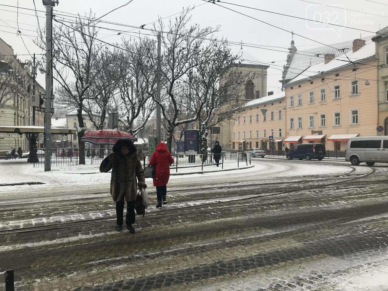 У Львові засніжило: центральні вулиці міста, Фото: 032.ua