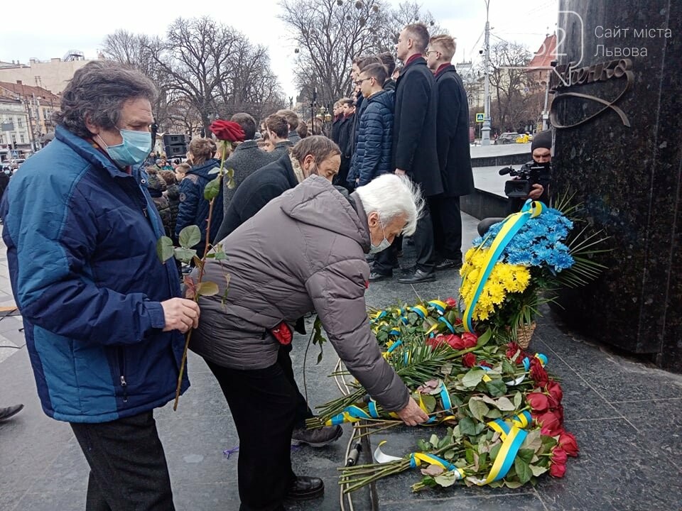 Львів'яни вшанували пам'ять Шевченка, Фото: 032.ua