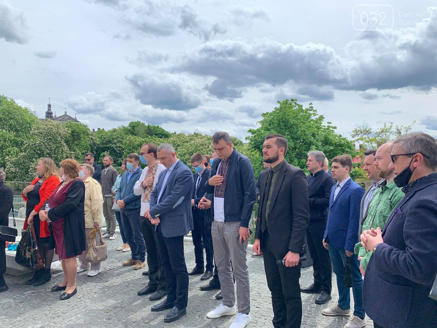 До Дня Героїв у Львові урочисто підняли державний прапор, Фото - 032.ua