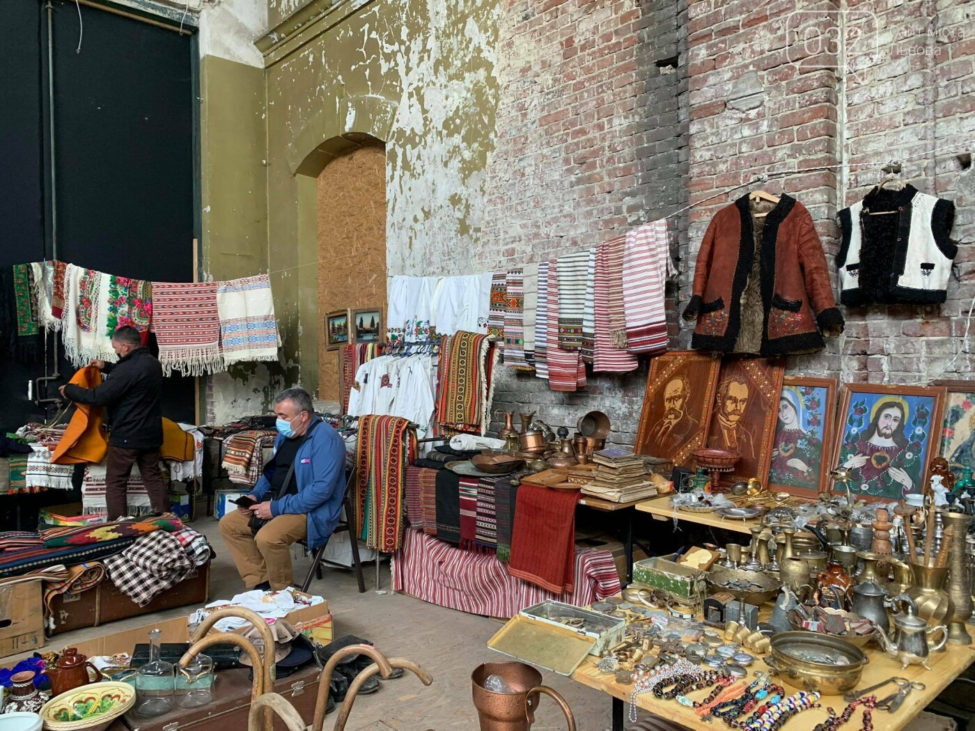 Ярмарок антикваріату у Львові