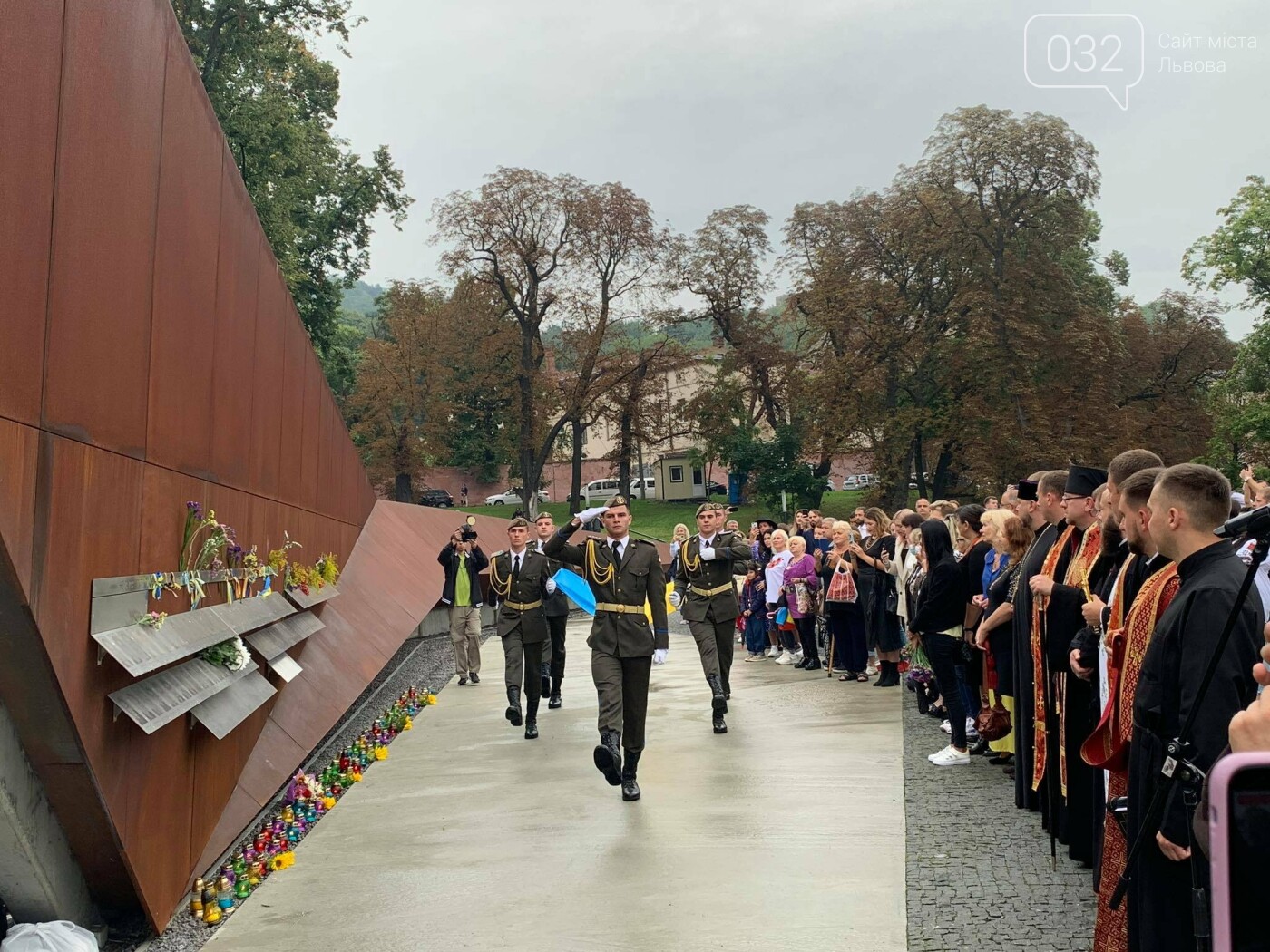 Вечір пам'яті на Меморіалі Героїв Небесної Сотні у Львові