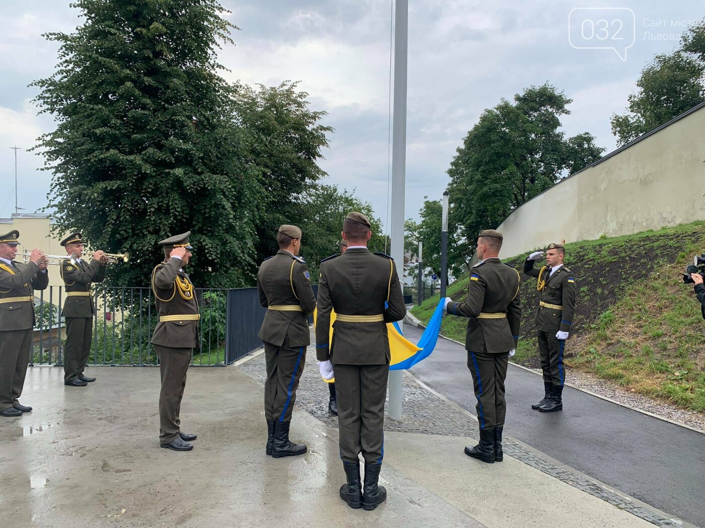 Вечір пам'яті на Меморіалі Героїв Небесної Сотні у Львові