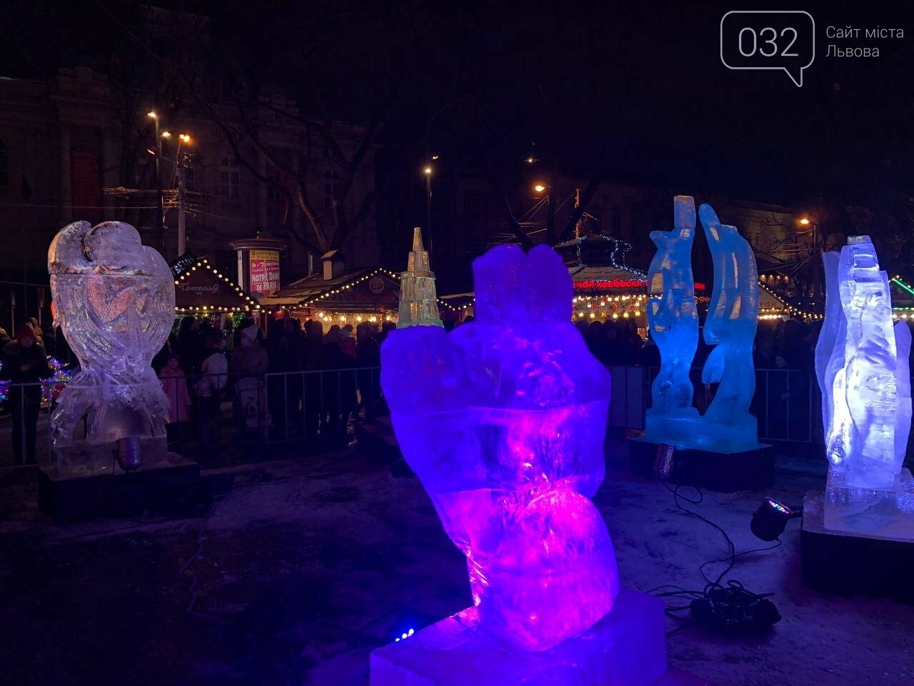 Конкурс льодових скульптур у Львові