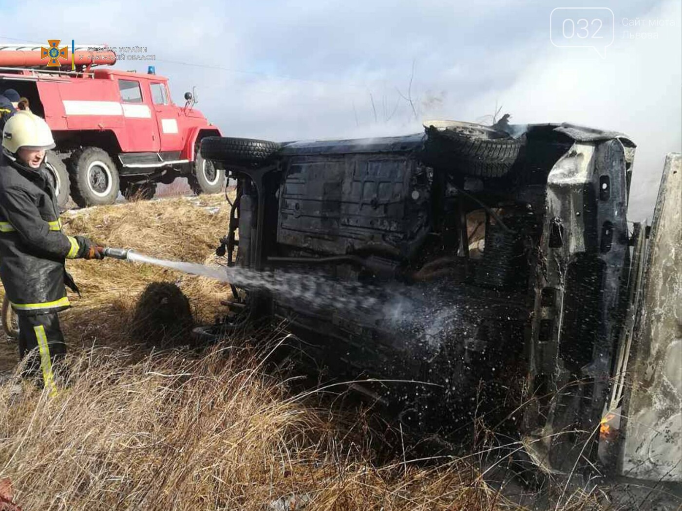 На Львівщині горів автомобіль