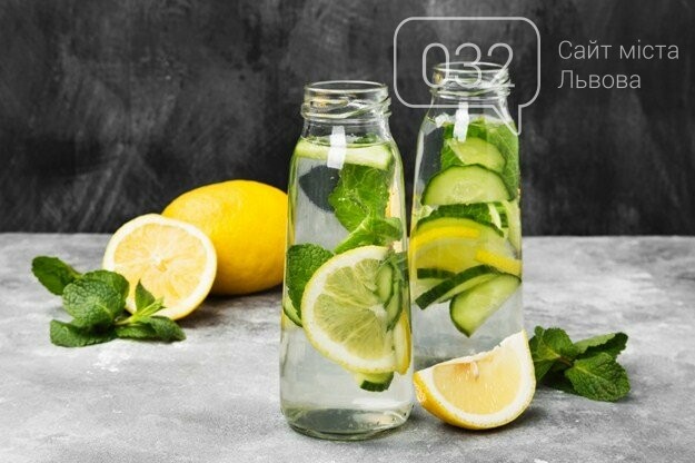 Вода з лимоном: користь та шкода, міфи про лимонну воду, фото-1
