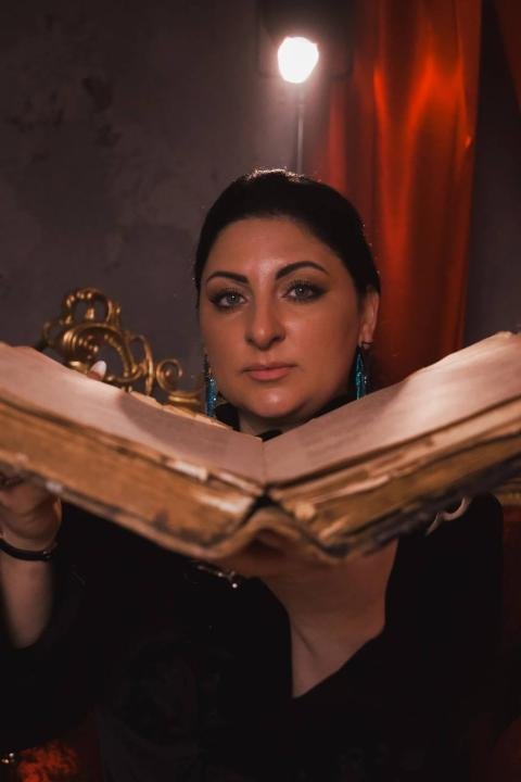 Логотип - Знахарка Анастасія - Провидиця,Таролог, Парапсихолог, Ворожіння Таро, Магічні обряди