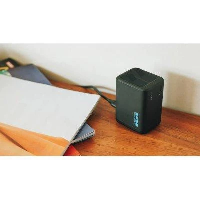 Зарядное устройство + 2 аккумулятора GoPro Dual Battery Charger + Battery 2 шт. Hero 13 (AEDBD-201-EU) - Зображення 3