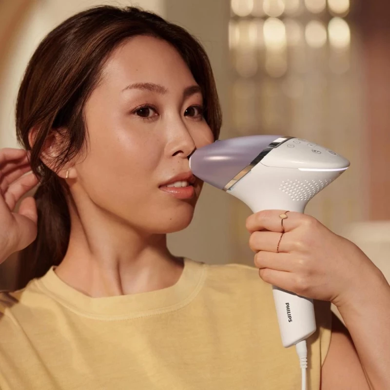 Фотоэпилятор Philips Lumea Prestige BRI947/00 - Зображення 4