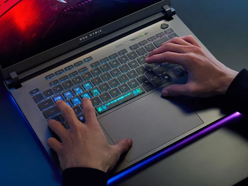 ASUS ROG Strix G18 Ultra 9-290HX/32GB/2TB/Win11 RTX5080 240Hz (G815LW-SA303W) - Зображення 9