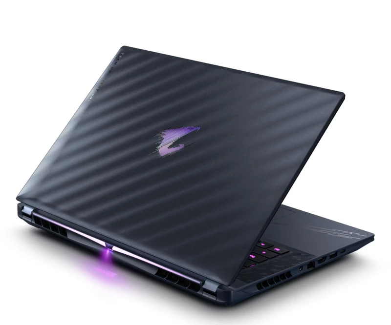 Gigabyte AORUS MASTER 16 Ultra 9 275HX/1TB/32GB/W11P RTX5080 240Hz (BYHC5EEE64SP) - Зображення 4