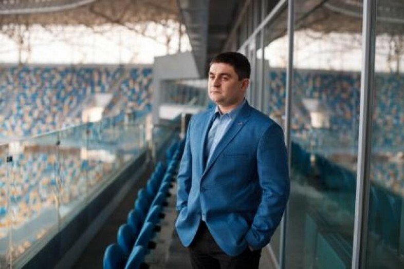 лев директор. директор арены. мфк рубин тюмень. директор арены. александр сергеевич арена химки.