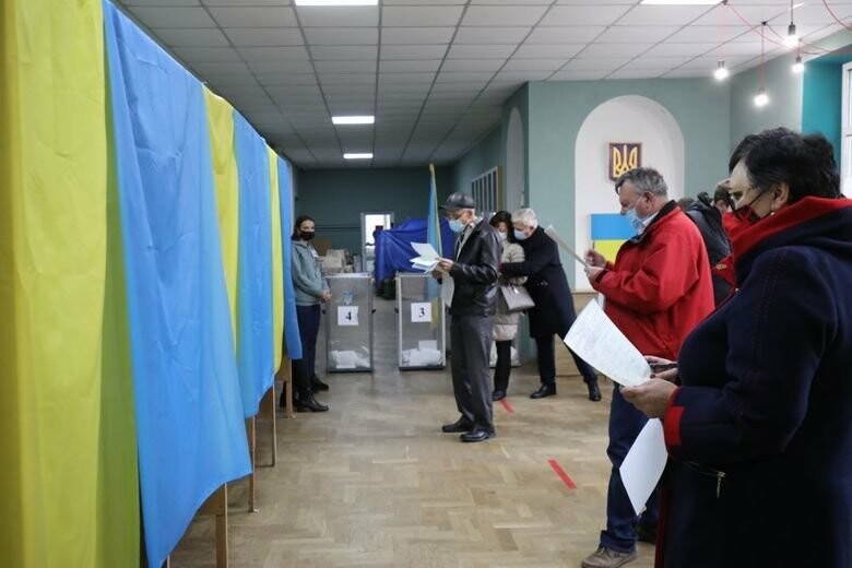 Екзит-поли 2020: де дізнатися попередні результати місцевих виборів