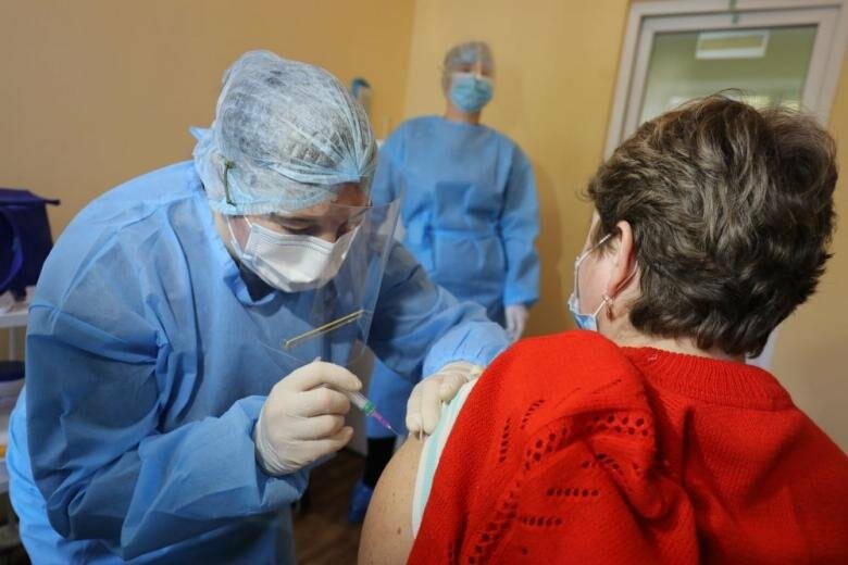 Вакцинація від коронавірусу у Львові: скільки щеплень провели