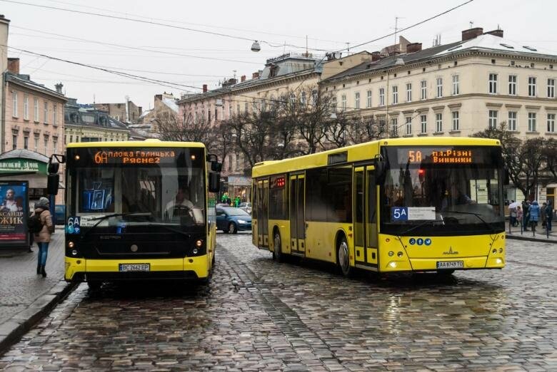 У Львові почали масово хворіти водії маршруток: подробиці від АТП