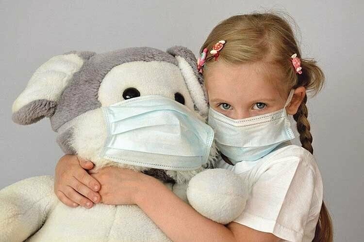 Стало відомо, скільки працівників шкіл Львова та учнів захворіли на COVID