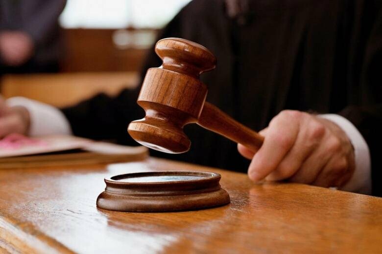 На Львівщині чоловік три місяці жив у квартирі з померлою дружиною, щоб отримувати її пенсію