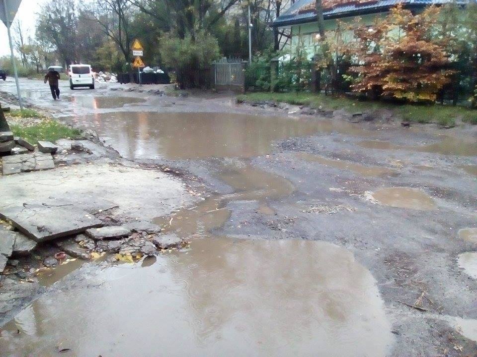Куди краще не їхати: ТОП-10 найгірших доріг у Львові, фото-8 Куди краще не їхати: ТОП-10 найгірших доріг у Львові, фото-8