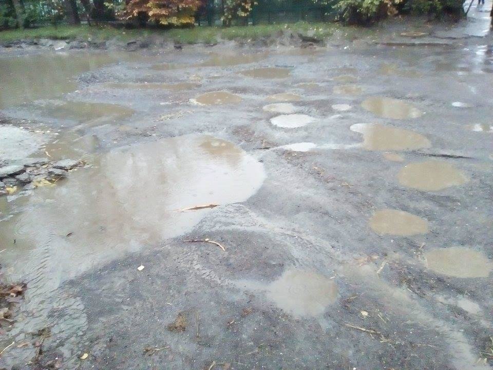 Куди краще не їхати: ТОП-10 найгірших доріг у Львові, фото-7 Куди краще не їхати: ТОП-10 найгірших доріг у Львові, фото-7