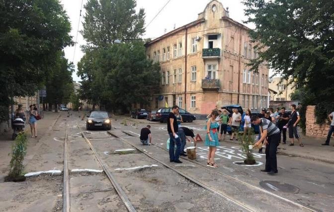 Куди краще не їхати: ТОП-10 найгірших доріг у Львові, фото-1 Куди краще не їхати: ТОП-10 найгірших доріг у Львові, фото-1