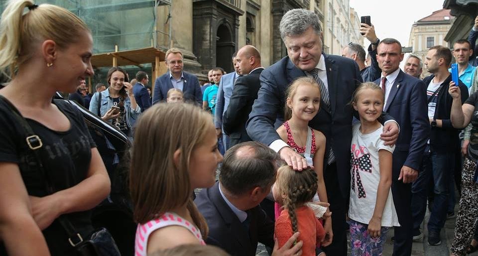 Фото: www.facebook.com/petroporoshenko